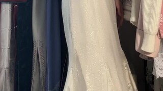 说旗袍不适合穿衬裙的人都是不了解旗袍的