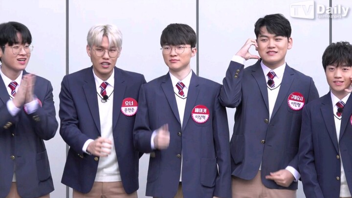 T1 认哥上班路，校园皮肤限定