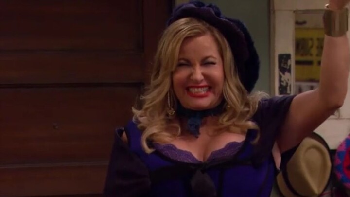 [2 Broke Girls] Goddess Sophie applies to join the swingers team hahahaha