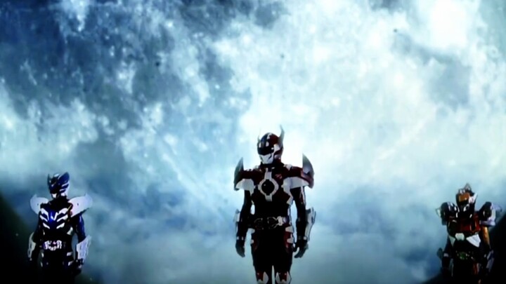 儿时认为自己身披铠甲济世救人，如今身犯贪嗔痴三罪苟活.