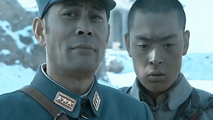 ปืนพกบราวนิงที่ปรากฏตลอดทั้งเรื่อง ทำให้พระสงฆ์ถึงกับตาค้าง!