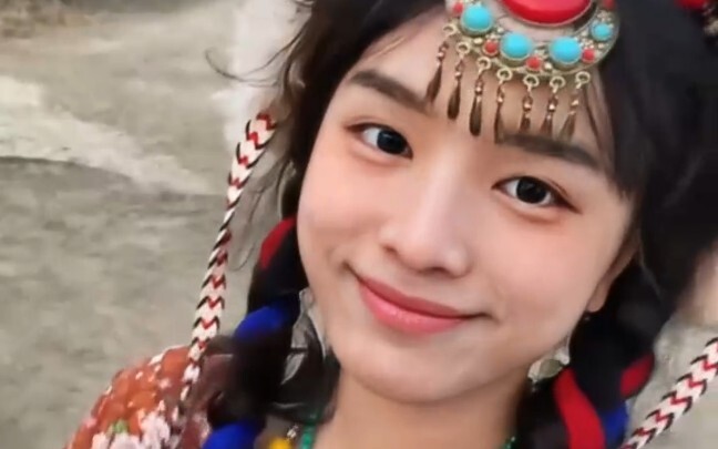 【NCT】How come my wife is here with you?! (22 guys cross-dressing as women)