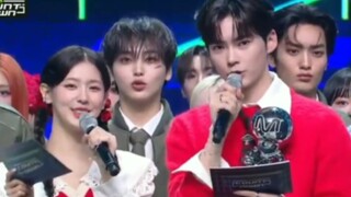 田柾国solo出道曲Standing Next to You首个一位