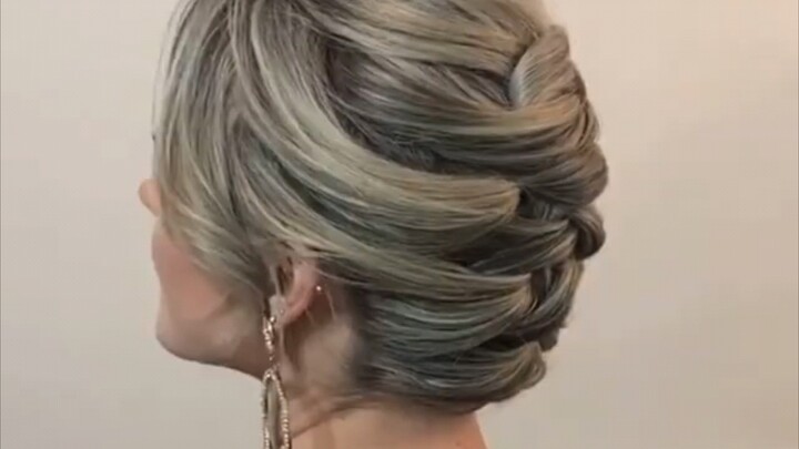 全程不需要一根皮筋的纹理盘发！