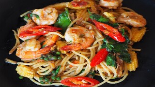 สปาเกตตี้ผัดขี้เมาแซ่บๆ พร้อมวิธีต้มเส้นสปาเกตตี้ให้อร่อย /Spicy  Spaghetti