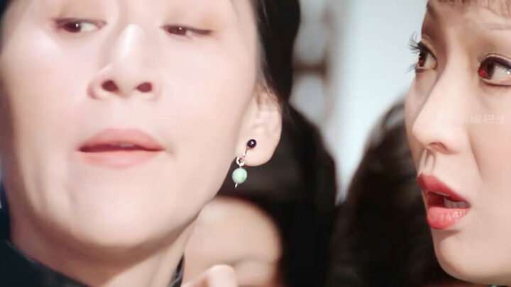 อ้างว่าเป็นเรื่องราวแสนโรแมนติกแห่งสายลม ดอกไม้ หิมะ และพระจันทร์ ทว่าแท้จริงกลับเป็นเรื่องเศร้าสุดส