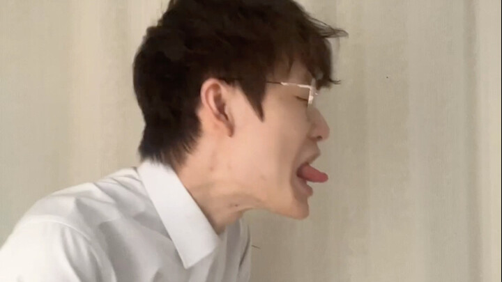 校长：快！录下来！