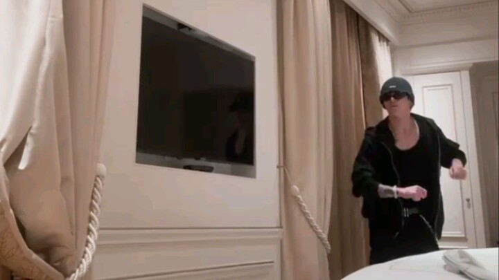 Jungkook new tiktok video.