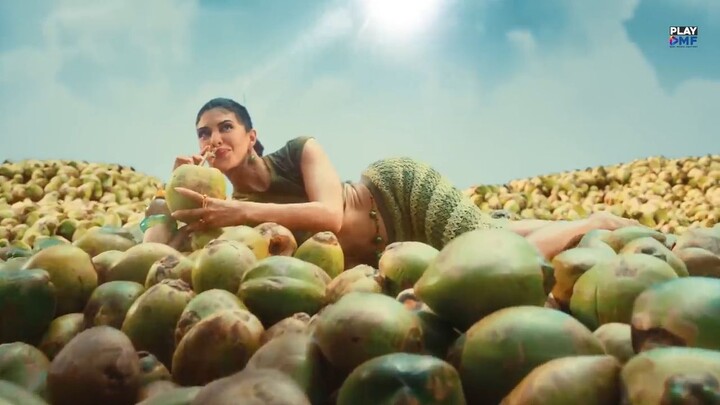 BESOS - Jacqueline Fernandez & Shikhar Dhawan  Shreya Ghoshal & Karl Wine  Freeb