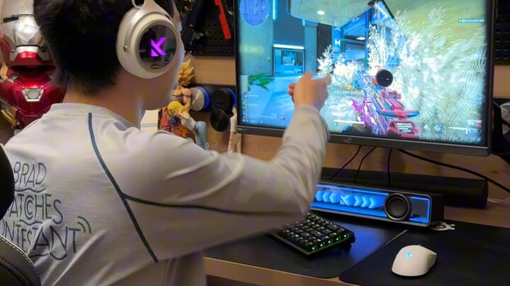 Làm sao giải thích với mẹ rằng game không thể tạm dừng?