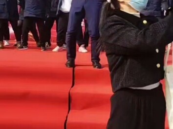 How on earth did the school leaders come up with the idea of inviting such a legendary figure to our