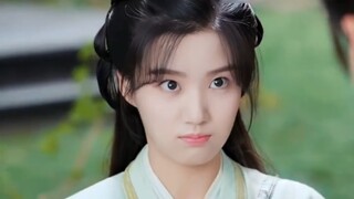 Shaoyao wants to sit at the children's table