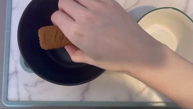 [Tutorial] Bagaimana cara mengganti biskuit dari mangkuk hitam ke mangkuk putih?