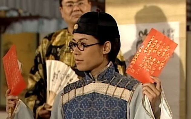 منذ القدم، كانت الحِكْمَة تأتي من الناس العاديين: رجل ينجح في قص ورقة رقيقة من المنتصف إلى نصفين بال