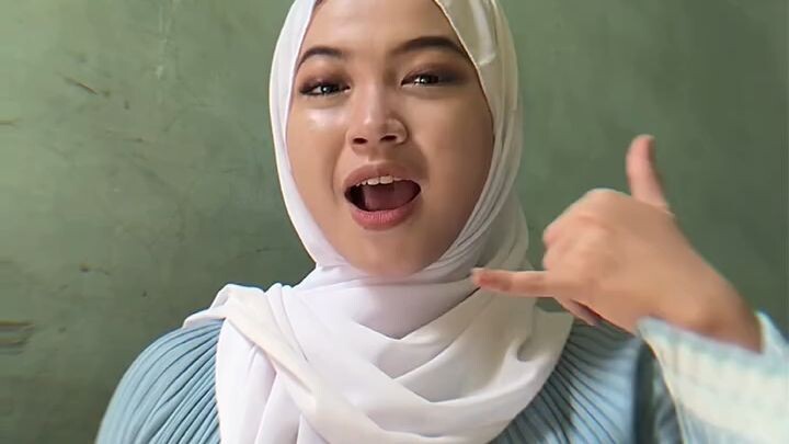 Kalo gak pake hijab gimana?? COBA CEK 🥵🥵👈