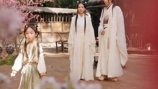 หนุ่มปัดสาวอายุ 4 ปีลงภูเขาแรกวัน พบจักรพรรดิป่วยหนักใกล้ตาย