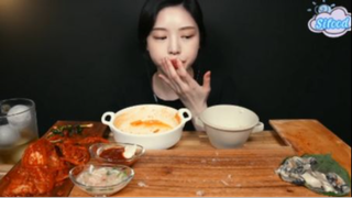 Nguyên cục thịt luộc, hào và kim chi phần cuối #anngonmoingay