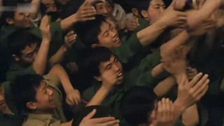 Khương Văn chưa bao giờ che giấu tình yêu và sự ngưỡng mộ của mình dành cho giáo viên.