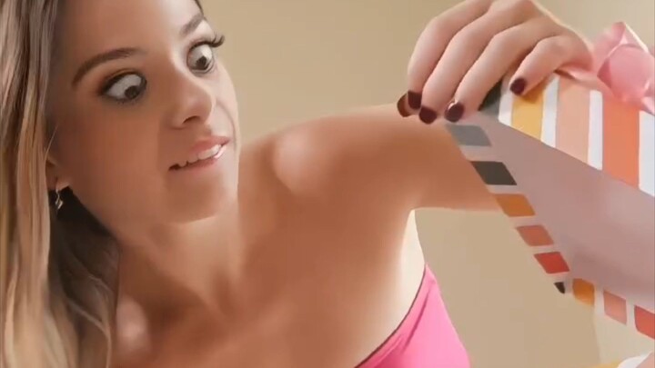 hot girl see bf gift 🎁😱😱