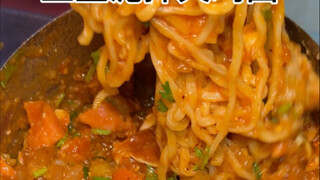 บะหมี่มันฝรั่งบดกรอบจากซอยฮาร์บิน! อร่อยสุดๆ!