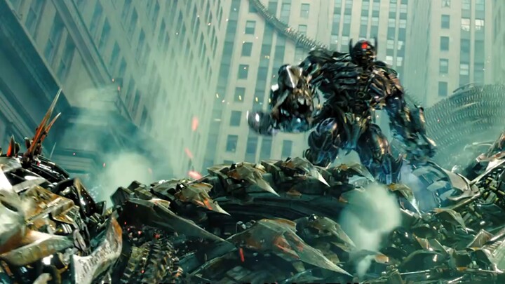 The most expensive Transformers character ever is even scarier than Hercules—each frame takes up to 