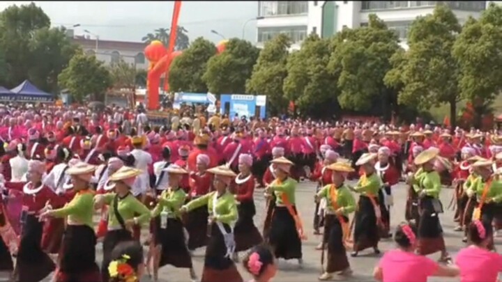Shan dance Its name is Ka Lam Wong Tai
