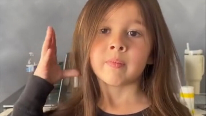 Bây giờ trẻ con thực sự không cần gọi điện bằng số 6 nữa à?