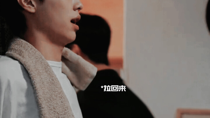 “Mendekap di leher? Menidurkan? Manja?” Setelah rujuk, kok jadi gini sih… aduh! Keren banget deh pas