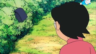 Nobita used props to turn his mother into 99, the scene was so spectacular