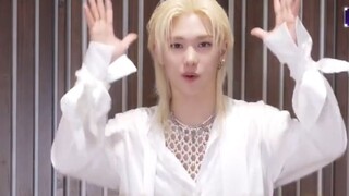 [คำบรรยายภาษาจีนนีออน] 241128 Felix "ฉันเลเวลอัพคนเดียว" ซีซั่น 2 โปรโมชั่น OP StrayKids