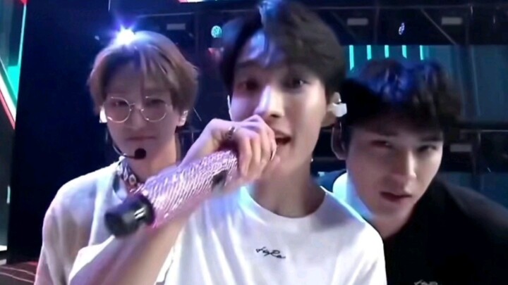 【SEVENTEEN】สาย 97 สุดสดใส! ไม่มีมุกฮาจัด แต่ดูจบแล้วต้องยิ้มแน่นอน รสชาติกูชิลแท้ๆ（？）!!