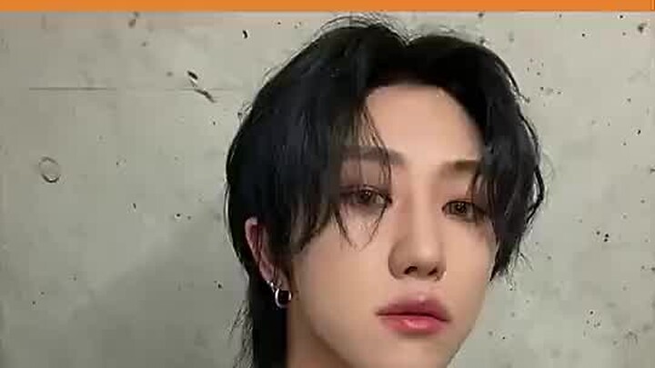 ในช่องคอมเมนต์ของซูหมิงหาวมีสามสีสามชาติ ฮ่าๆๆ พี่น้องช่างดูเป็นกันเองจริงๆ…