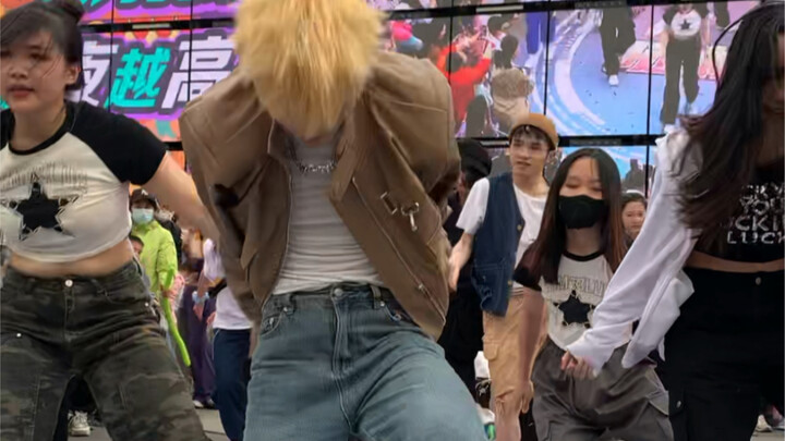 当你在一堆随舞大神面前跳Super！！！