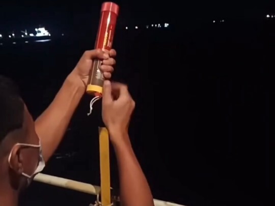 هذا ليس أكثر متعة من الألعاب النارية