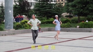 أول مرة أفعل ذلك.. ولكن ماهر جدًا! اتصل بي الملكة