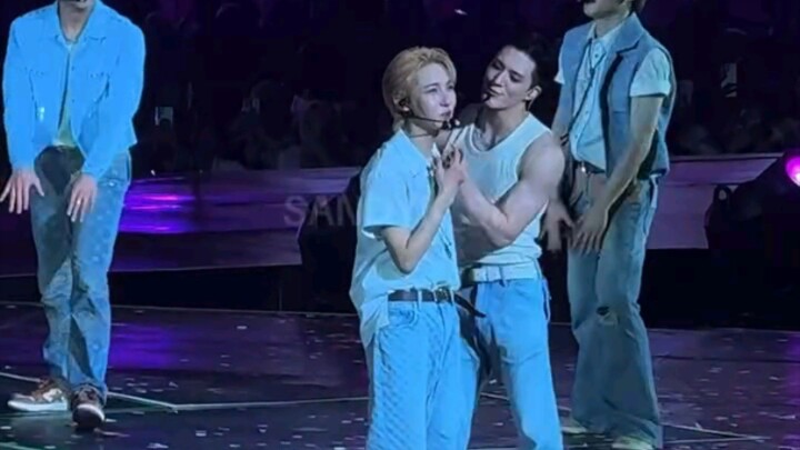 NCT Dream concert.              sc:Instagram