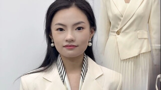 Tại sao một blogger hài hước lại ở đây giới thiệu quần áo cơ chứ…