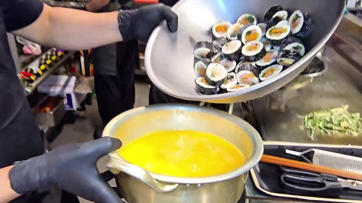 Orang yang menemukan cara makan ini benar-benar jenius!