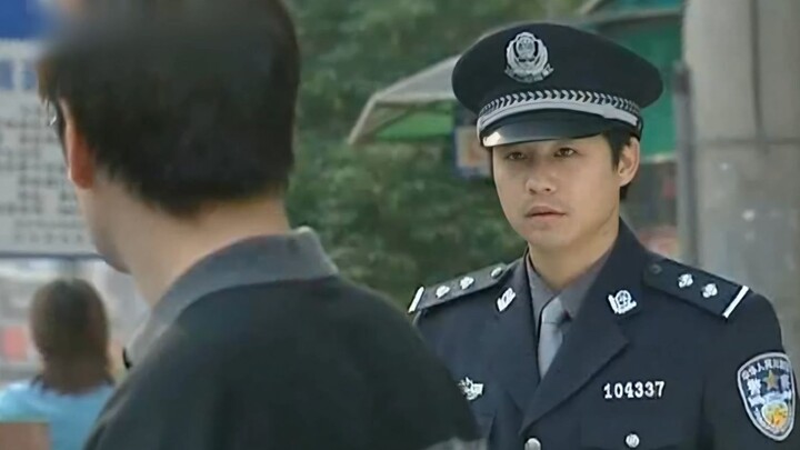 ทุกครั้งที่ฆาตกรหลบหนีไปยังเมืองใหม่ เขาจะเลือกขับรถแท็กซี่