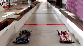 蜘蛛王挑战天蝎座，四驱兄弟赛车互动式宽式跑道竞技