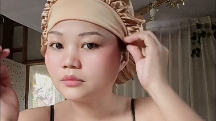 hair bonnet before going to bed