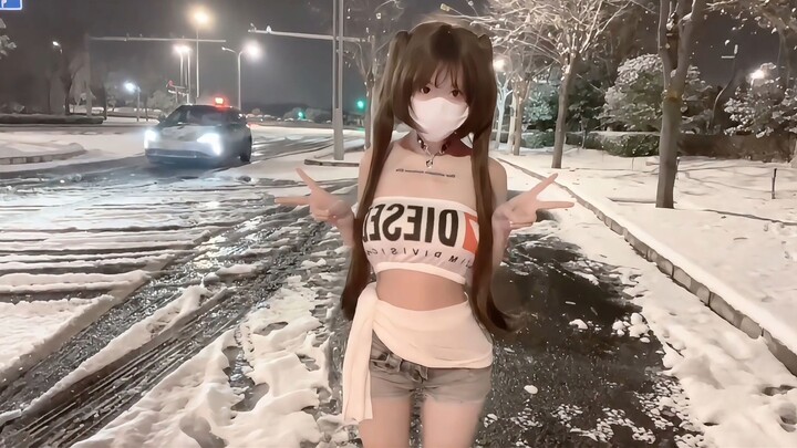 Freezing gorgeous—just dug up a bean!