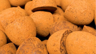 #Truffle Chocolate It's Double 11—how will you make your choice? #Internet-famous Snacks #Essential 