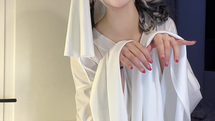 ใช่แล้ว คุณเครนเอง ผีตัวนี้น่ารัก เซ็กซี่ และร้อนแรง~