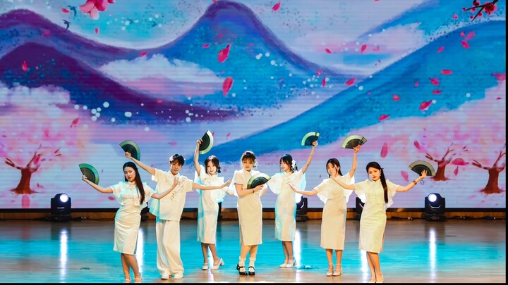 [Wing Chun] A 985 Student Perfectly Recreates the Seven Flowers of Wing Chun?