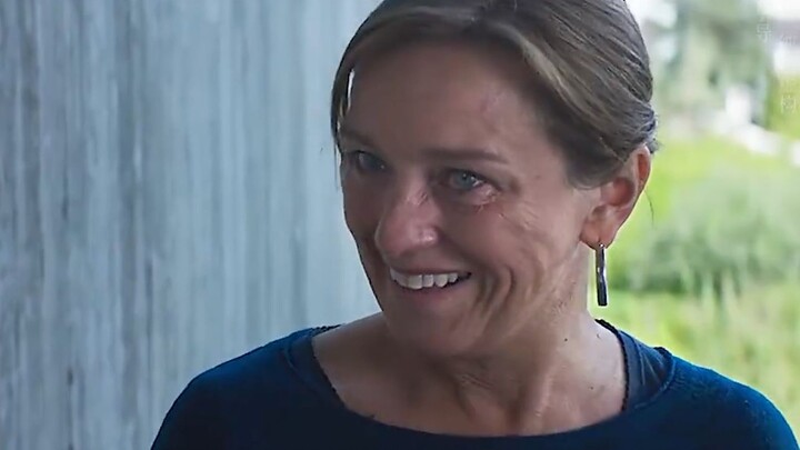 In “Affair,” a male student’s single gesture leaves the female teacher utterly captivated—watch it i