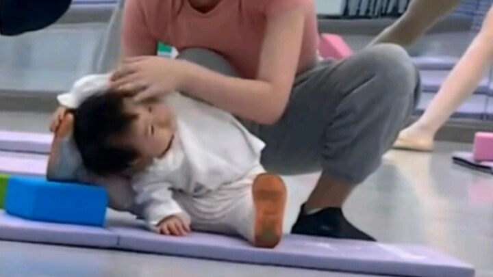 "Lucu, bisakah menyembuhkan semua masalah?"