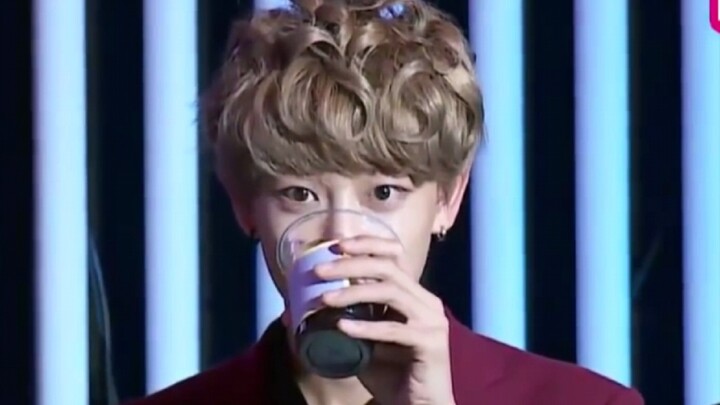 【คุยปา】ผ่านไปเจ็ดปีแล้ว แต่ก็ยังอดตกหลุมรักความน่ารักของหมิงไม่ได้จริงๆ คุย