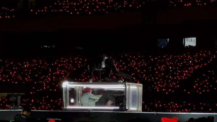 每秒都感觉自己要去gay bar救火…