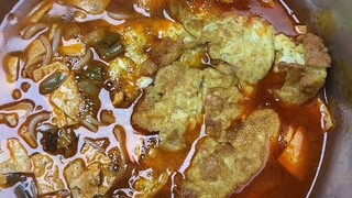 生姜炸蛋！世贤就爱吃点臭臭的，人也臭臭的🥸#姜老师果然可以cos万物 #迷惑行为大赏 #搞笑